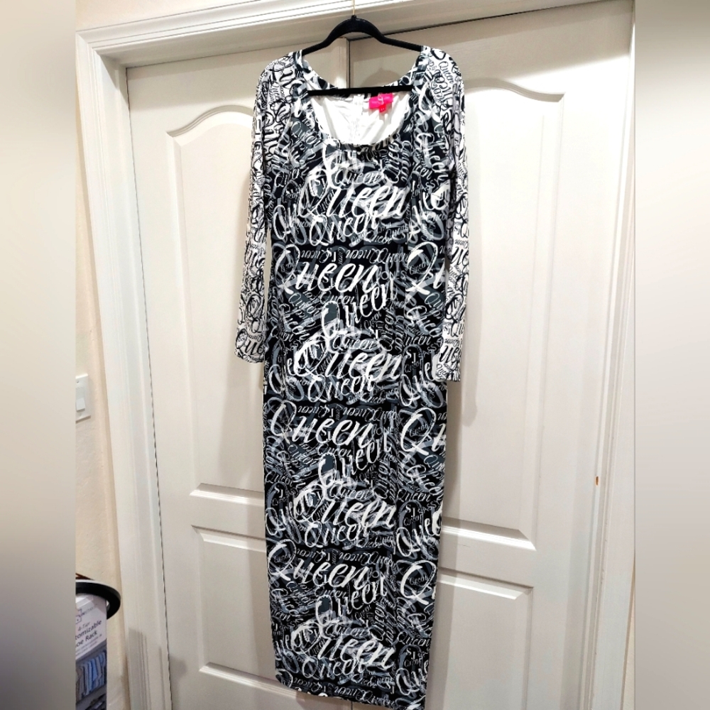 SJ Original Queen Maxi w/ style idea pictures. Rare RTW Find.